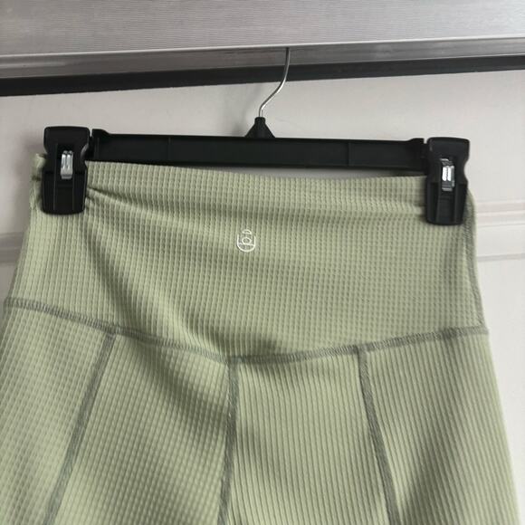 Stone Fox Active Light Green Athletic Shorts Sz S Workout Bike - Picture 3 of 6